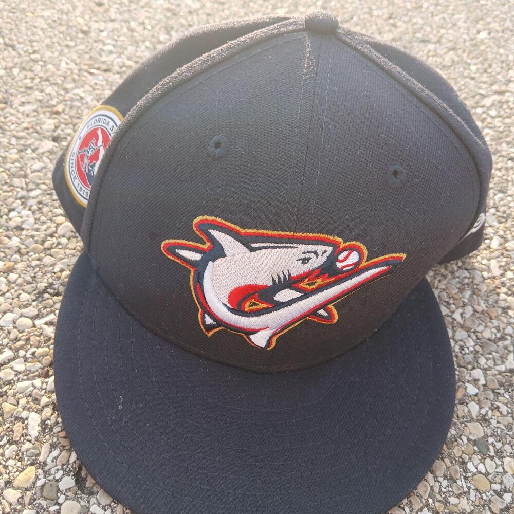 Baseball Hat Cap Fitted Mens 8 Black Shark MiLB Florida State League New Era